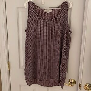 LOFT loose fitting tank. Maroon and white. Light weight. Seam detailing.